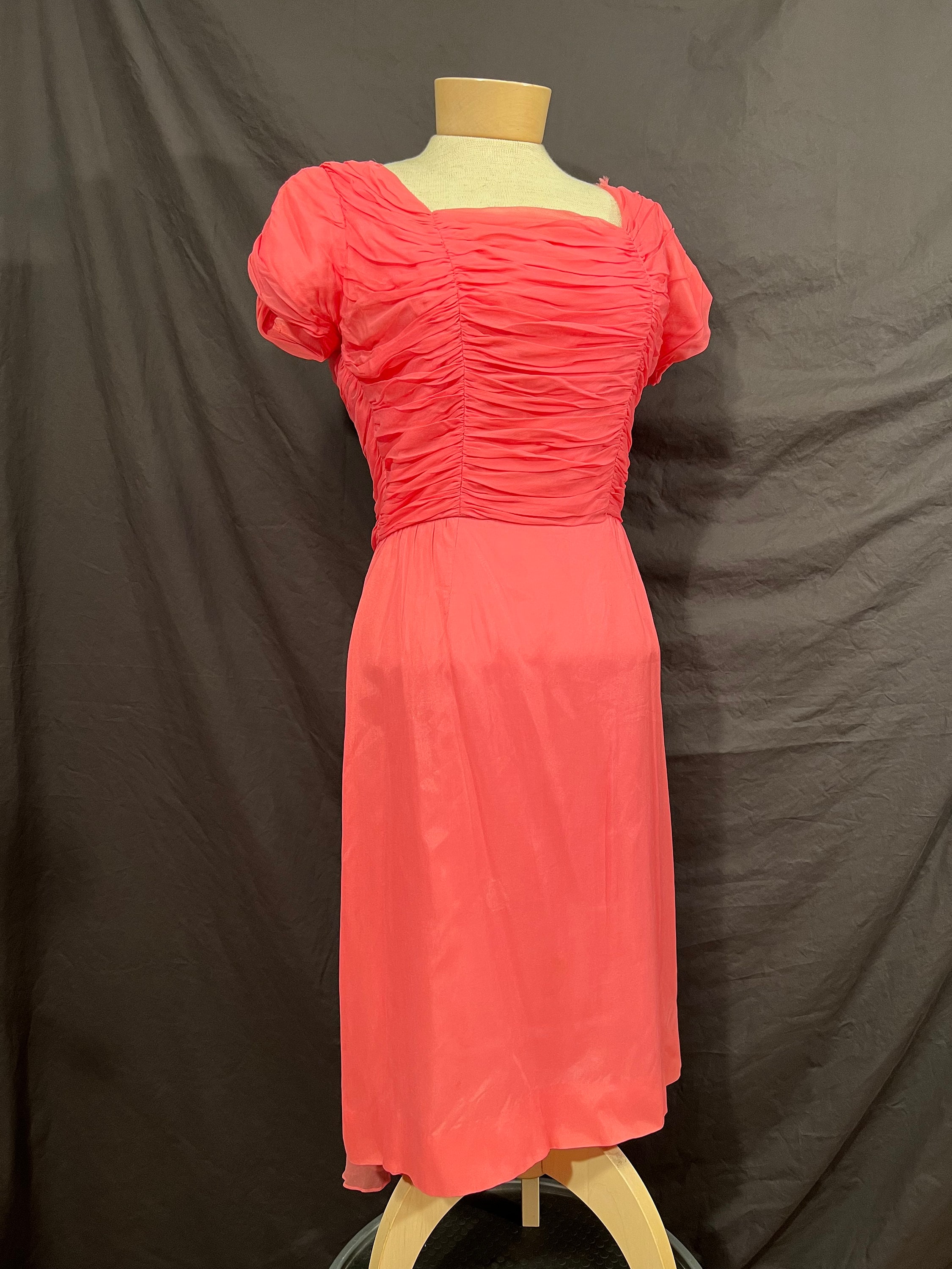 open lace back dress 1970s Pink Gingham Nightgown, Medium