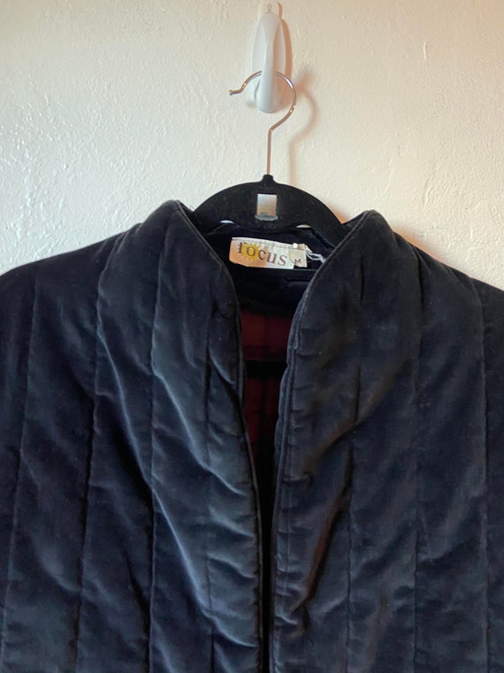 Vintage puffy black velvet fall/winter jacket - image 5