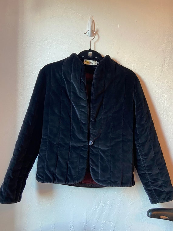 Vintage puffy black velvet fall/winter jacket - image 2