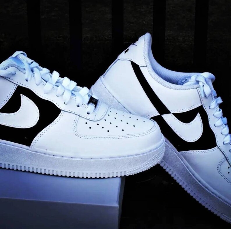 black and white af1s