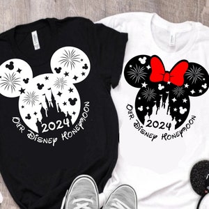 Miesiąc miodowy 2024 SVG, głowa Myszki Miki i Myszki Minnie z zamkiem i fajerwerkami, w zestawie pliki SVG, Dxf, Eps i Png