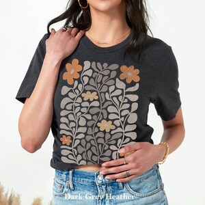 Botanical Shirt, Flowers Tshirt, Vintage Flower Shirt, Wild Flowers Shirt, Floral Shirt Women, Gift for Women, Ladies Shirts, Summer T-Shirt