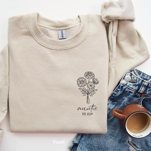 Custom Auntie Sweatshirt, Personalized Sweater Auntie, Custom Auntie Sweater, Flower Print Custom Sweatshirt, Floral Sweater, Gift for Her