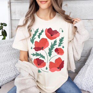 Botanical Shirt, Flowers Tshirt, Vintage Flower Shirt, Wild Flowers Shirt, Floral Shirt Women, Gift for Women, Ladies Shirts, Summer T-Shirt