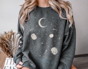Moon Sweatshirt, Sweater Women, Celestial Sweatshirt, Moon Phase Shirt, Astrology Sweatshirt, Boho Sweater, Celestial Shirt, Sweater Vintage