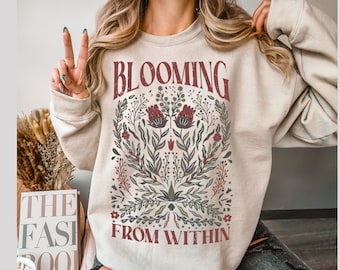 Sudadera retro con estampado floral, "Floreciendo desde dentro", estilo vintage.