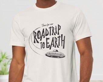 Divertente maglietta con alieni, maglietta "Viaggio UFO sulla Terra", regalo per gli amanti dello spazio