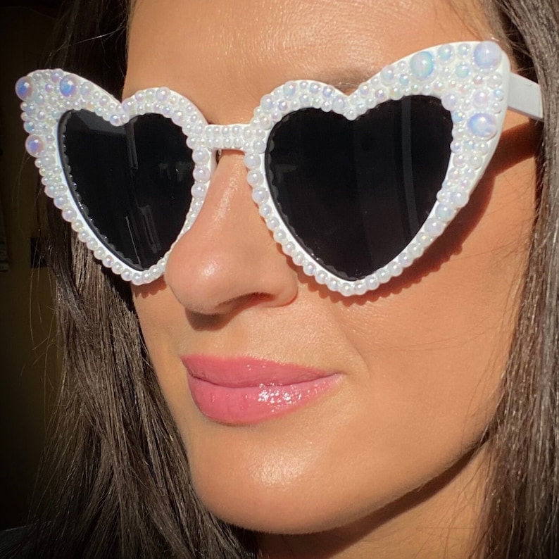 Bridal Heart Sunglasses: Pearl Embellished Wedding Sunglasses image 1
