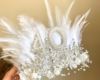 30.o 40.o corona de cumpleaños de plumas cualquier edad corona tiara diadema perla joya tiara plata regalo de cumpleaños personalizado