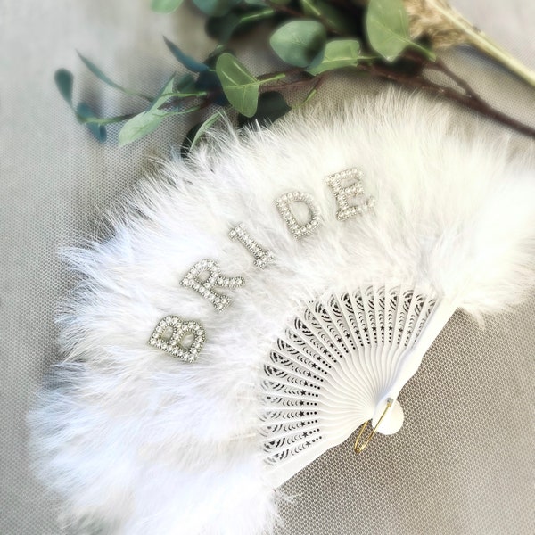 Bride Feather Fan Bride to be White Bridal Feather Fan Hen Party Fan Fluffy Fan Bride Bride Fan  Wedding Fan Wedding Accessories Bride Gift