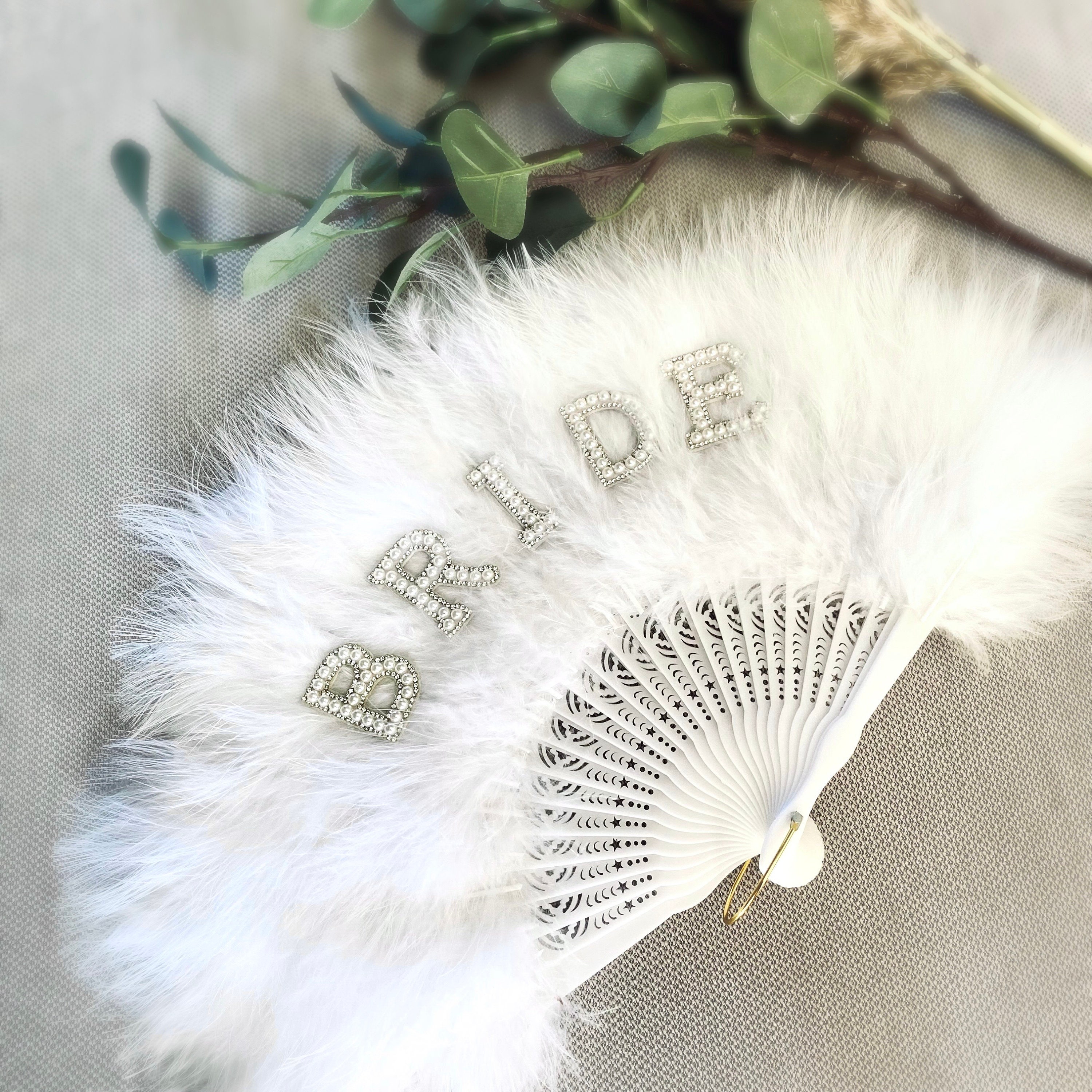 African Feather Fan Luxurious Feather Fan for Wedding Dance Fan Performance  DIY Court Dance Hand Fan Art Craft Gift Wedding Party Decoration-Feather