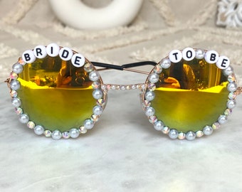 Bride To Be Hen do Sunglasses, Rose Gold Pear Hen Party sunglasses, bachelorette sunglasses, hen do Gift, personalised bride sunglasses