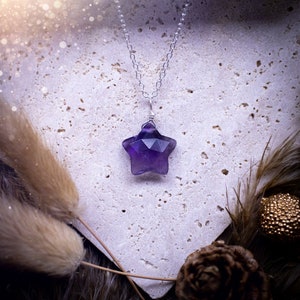 Collar con colgante de estrella de amatista natural, delicado y minimalista, piedra natal de febrero