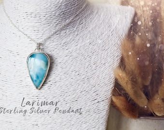 Pendentif En Argent Sterling 925 Avec Opalite - Fait Main En Inde - Pierre Créée En Laboratoire - Chaîne Réglable