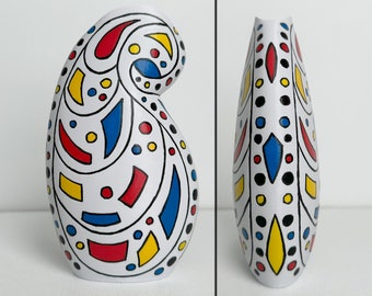 Colorful Paisley Vase, Hand Painted, Modern Unique & Abstract, 3D Printed Vase, for Dry Flowers, in Red Yellow Blue Black White