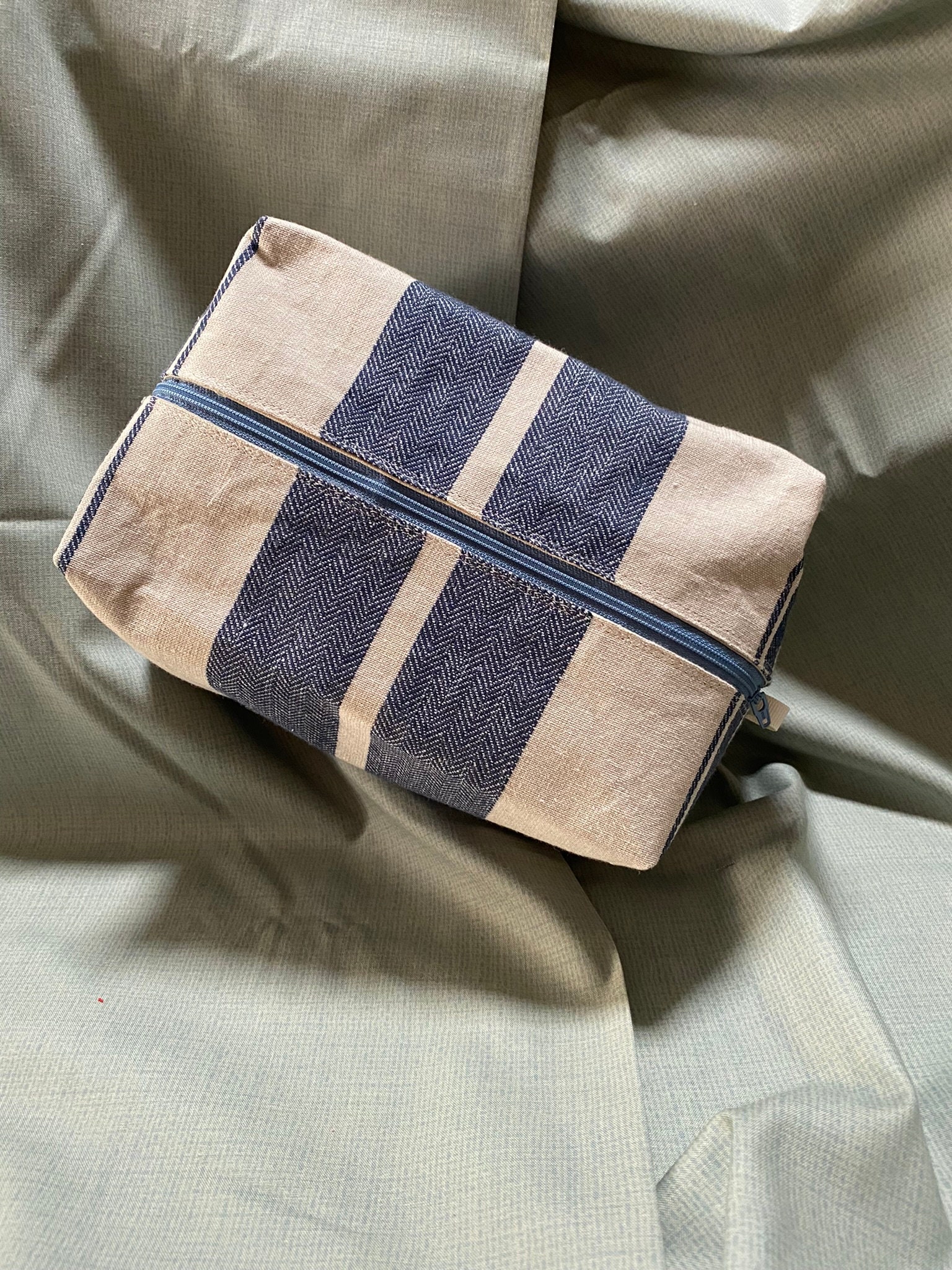 Placemat Cosmetic Bagzipper Bagsmen's Shaving/utilities Etsy