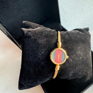 Vintage GUCCI Cable Bangle Watch, Circa 1990s