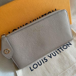 Cartera larga de cuero auténtico LV