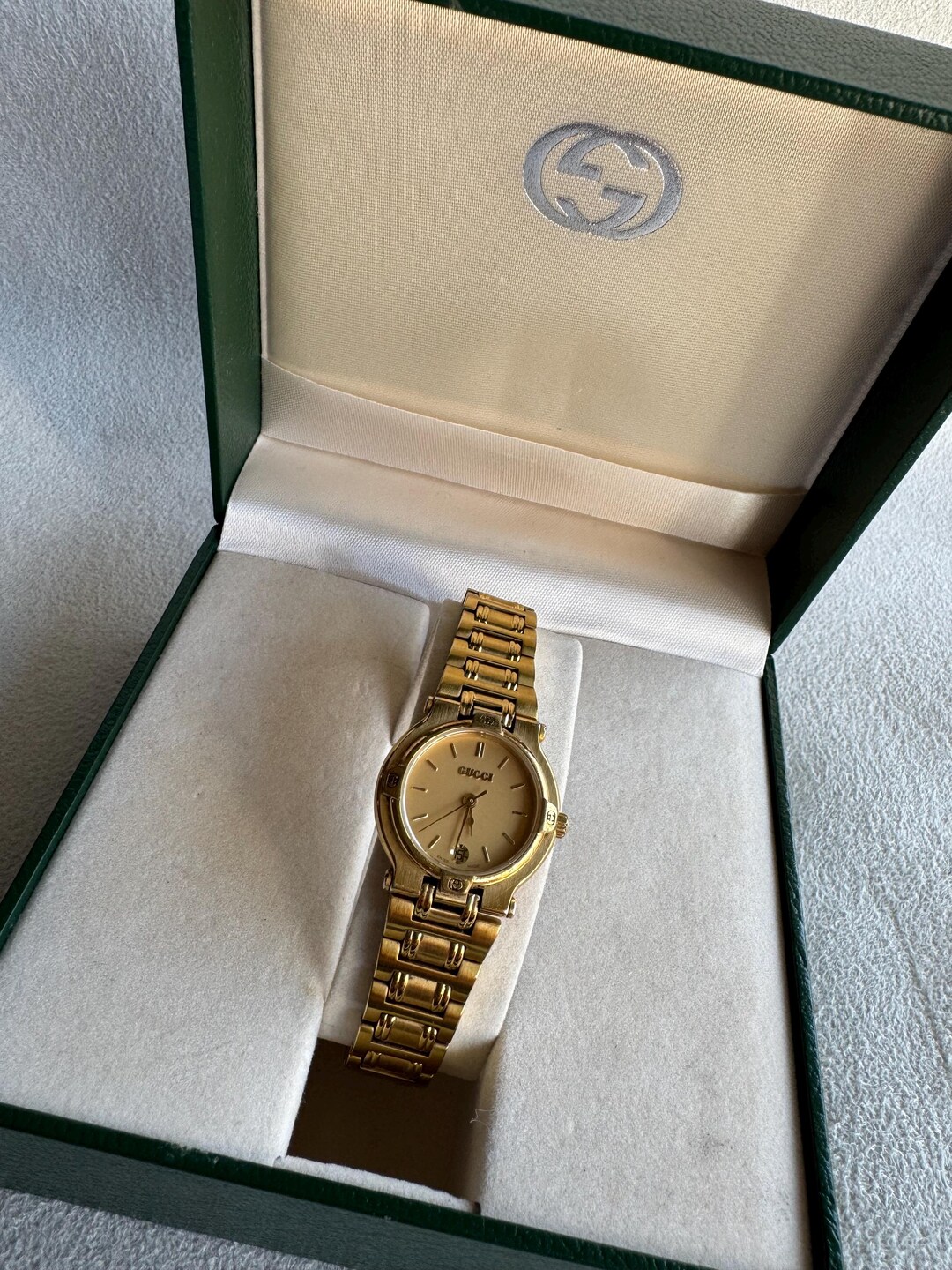 Gucci 3001L Women's Quartz Wristwatch - Gold for sale online