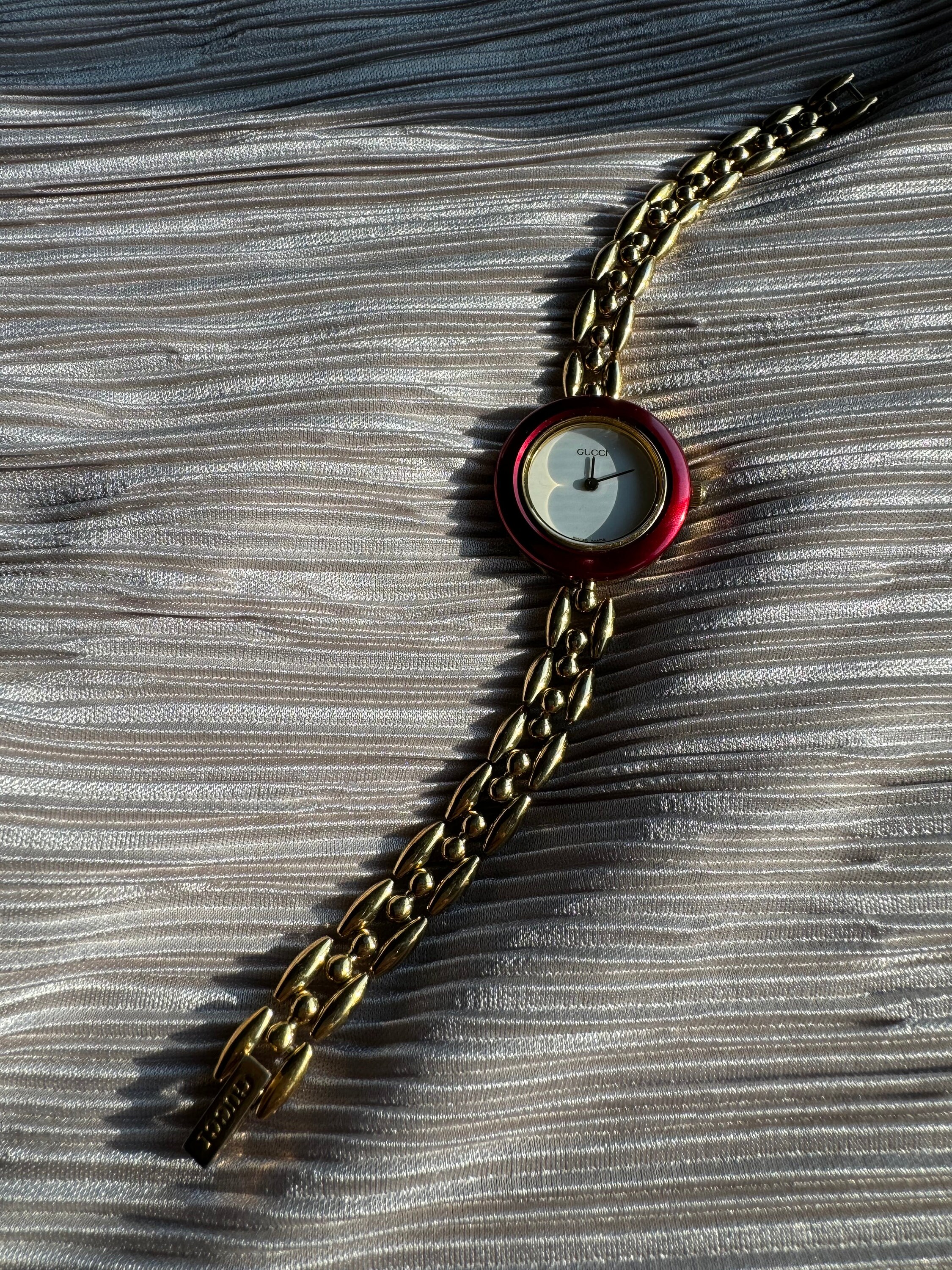 Vintage GUCCI Multi Bezel Gold Link Watch, Circa 1990s - Etsy