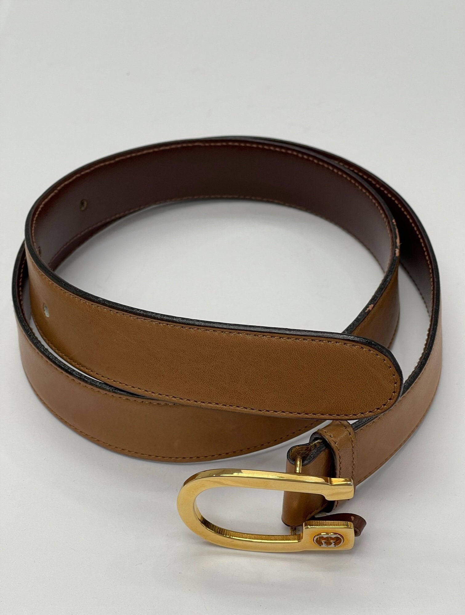 Gucci Wide Black Leather Belt with Gold GG Logo Buckle ref.942234