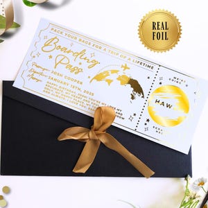 Biglietto falso con gratta e vinci in lamina d'oro, annuncio a sorpresa per le feste per l'anniversario, carta d'imbarco per il compleanno, buono regalo per esperienze