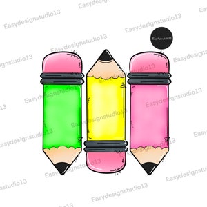 Pode incluir: Três lápis com corpos de cores diferentes e borrachas pretas. Os lápis são verde, amarelo e rosa.