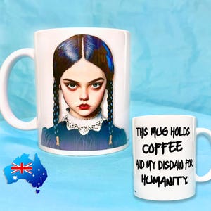 Caneca de café engraçada gótica de quarta-feira KimWestART