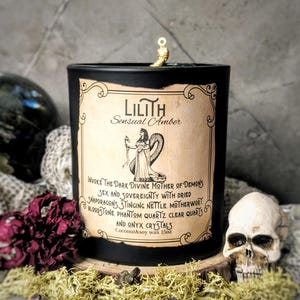 Bougie Lilith Deity en ambre sensuel