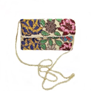 Multi große Blume Desgin Glas Perlen handgefertigte Clutch Off White Verschönerte Handtasche lange geflochtene Perle Riemen Schultertasche Hochzeit Geldbörse