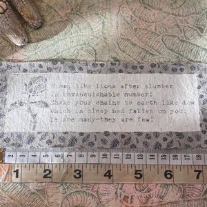 Het masker van anarchie gedicht punk patch herrijst als leeuwen na slaap light floral shirt
