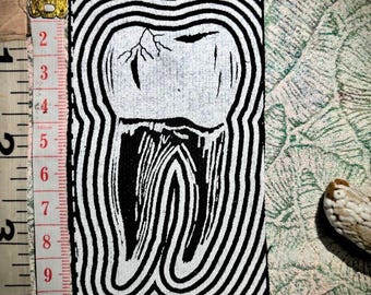 cracked toof with a tooth ache body horror punk patch