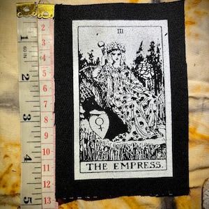 L'Impératrice | carte de tarot | patch punk | arcanes majeurs |  sérigraphié | gothiques, punks, sorcières | Jeu de tarots Rider Waite | occulte |