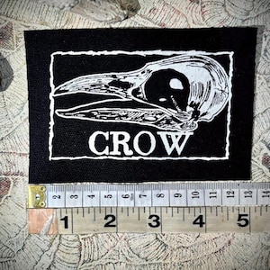 Parche punk para coser con calavera de cuervo