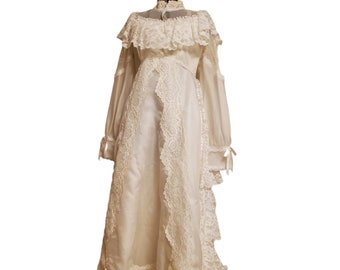 Beautiful 70s Wedding Gown Vintage Lace Dress *read description*