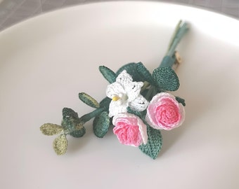 Micro crochet Flower Bouquet Brooch, Bridal flower brooch, Wedding Brooch, Handmade Brooch, Floral Brooch, Tulip, Rose  Brooch