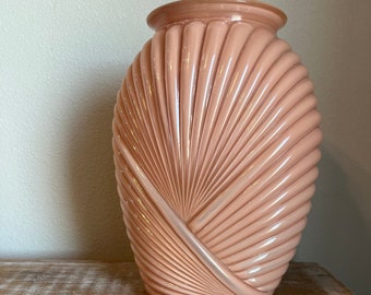 Vase Art Déco en corail Anchor Hocking