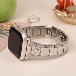 Crown & Heart Stainless Steel Apple Watch Band: Elegant iWatch Bracelet