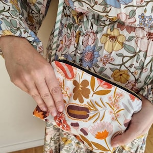 Mother's Day Gift, Zippered clutch, coin and card pouch, fabric wallet, travel, gift, teacher gift, jewellery pouch, zippy pouch