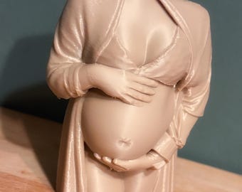 3D printed pregnancy figurine