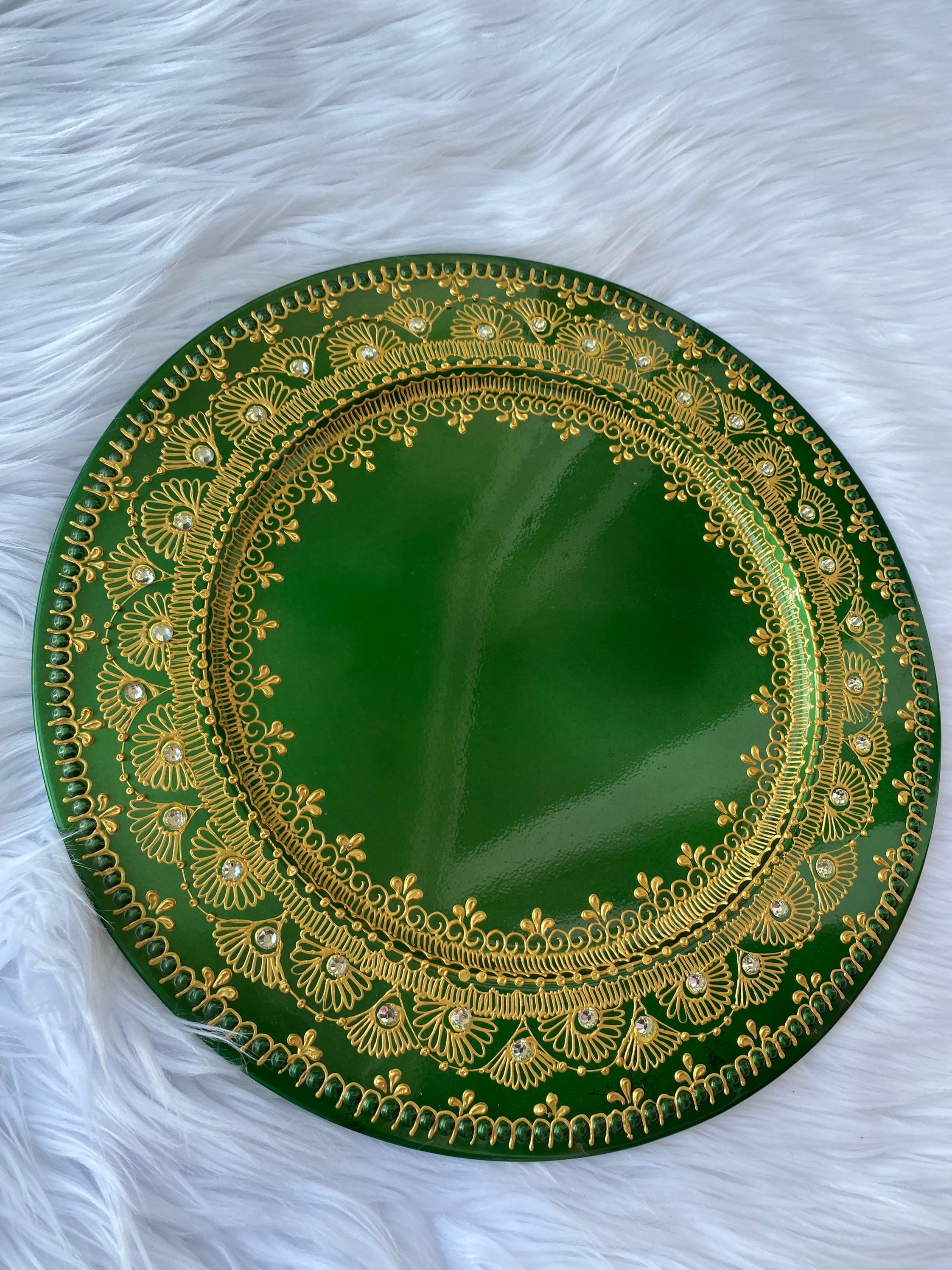 Pack of 12 Metal Green Charger Plates, Henna Mehndi Charger Round