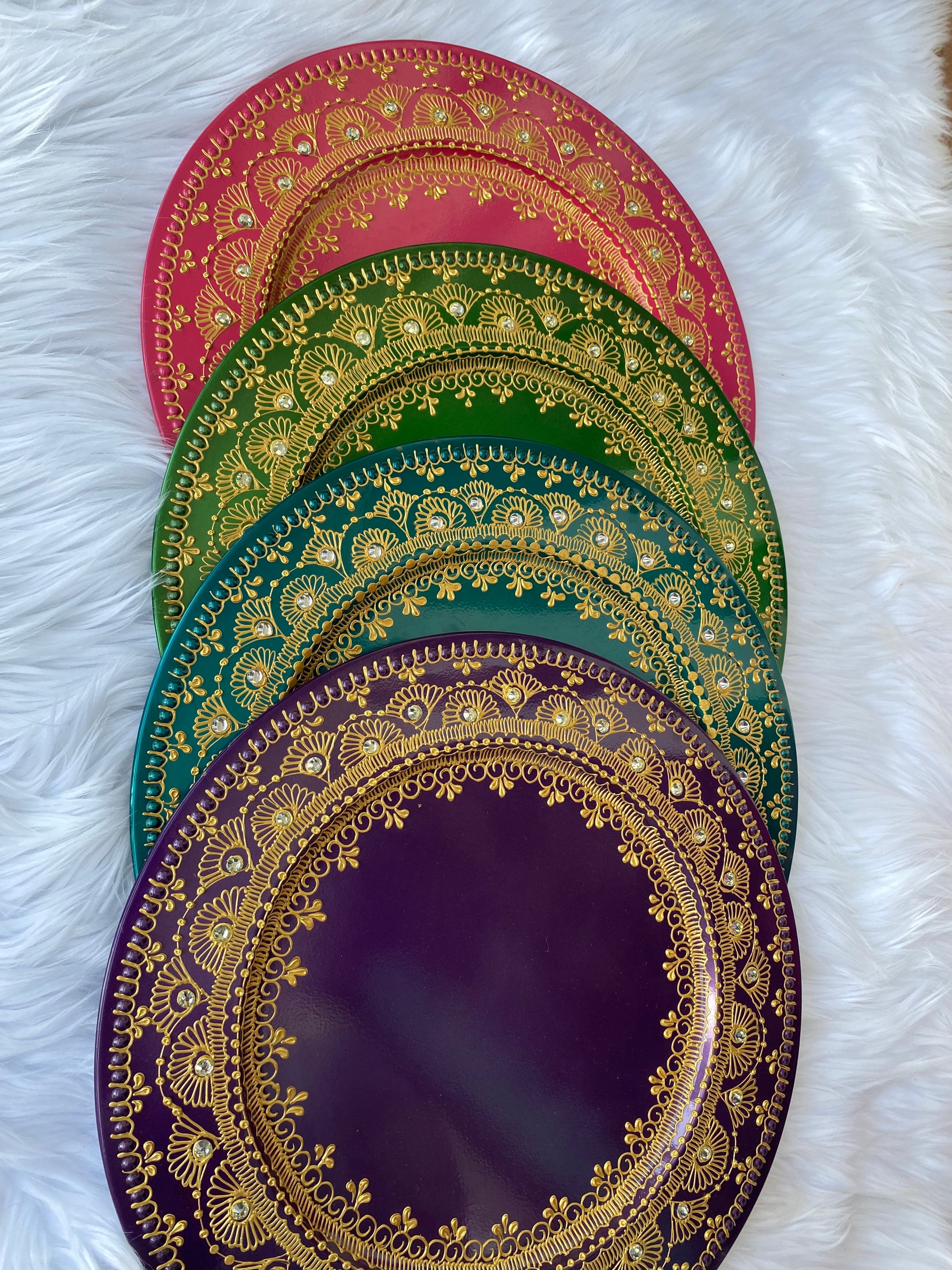 Pack of 12 Metal Green Charger Plates, Henna Mehndi Charger Round