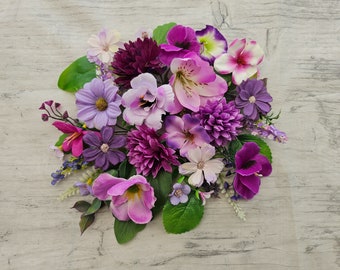 25 Pcs Artificial Silk Flowers Purple, Lilac Colour Mix, Faux Flower Craft Heads & Leaves