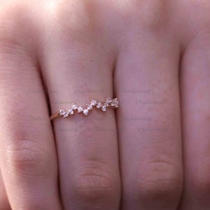 Moissanite Cluster Ring Elegant Diamond Band Dainty Diamond Ring Art Deco Ring Cluster Wedding Band Stacking Ring Anniversary Gift