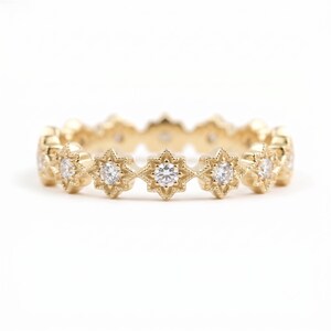 14k massief gouden ronde Moissanite Milgrain Eternity-ring Starburst-trouwring hemels stapelen belofte verjaardagscadeau voor haar