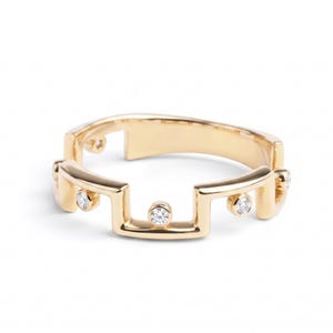 Anillo de boda minimalista de oro de 14 quilates con bisel geométrico y moissanita, anillo grueso angular apilable, regalo de compromiso, aniversario o Navidad.