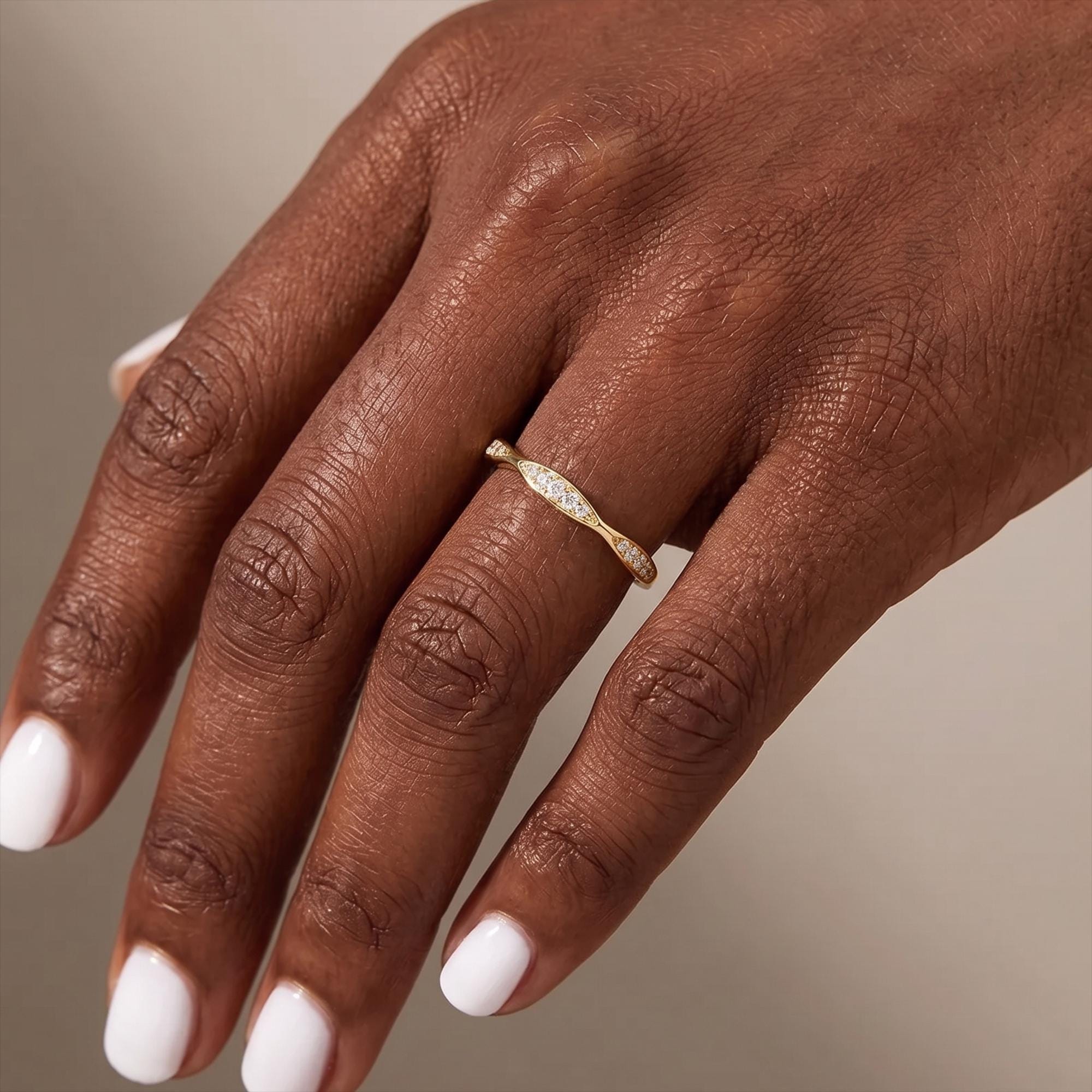 14K Gold Round Cut Moissanite Curved Full Eternity Wedding Band Dainty ...