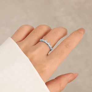 Princess Crown Ring 10k Solid Gold Round Cut Moissanite Princess Crown Engagement Ring 14k Solid Gold Moissanite Princess Crown Wedding Ring