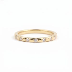 Anillo de boda de oro macizo de 14k con moissanita redonda, diseño de eternidad completa, estrella celestial grabada, explosión geométrica, apilable, minimalista, de malla, regalo.