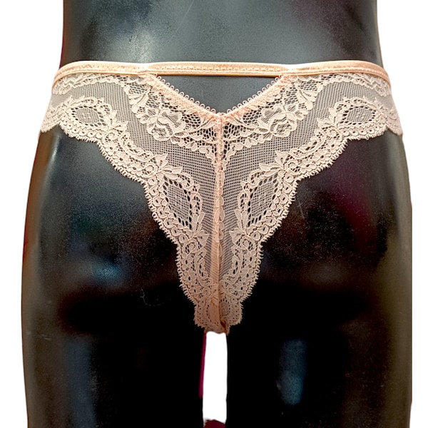 Dália Brazilian tanga for trans or crossdresser women